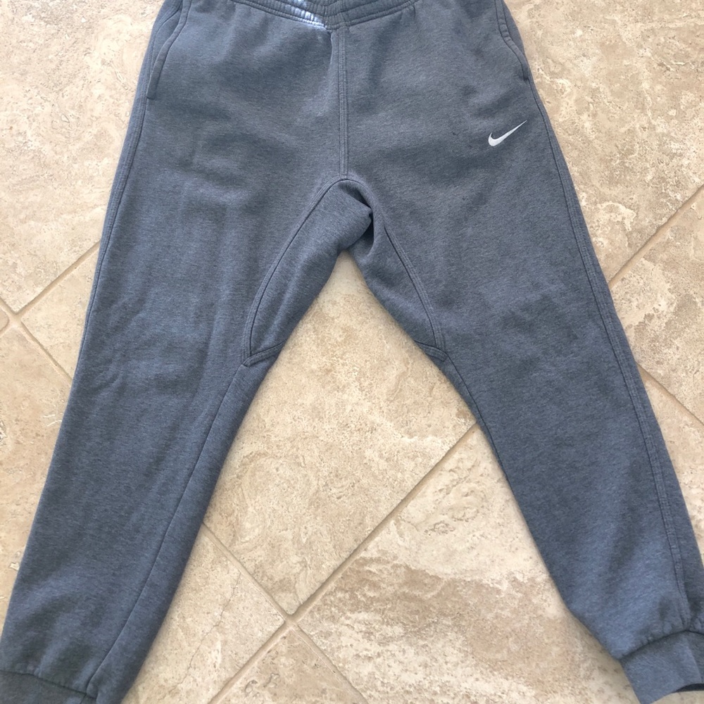 Nike Men’s Sweatpants Joggers